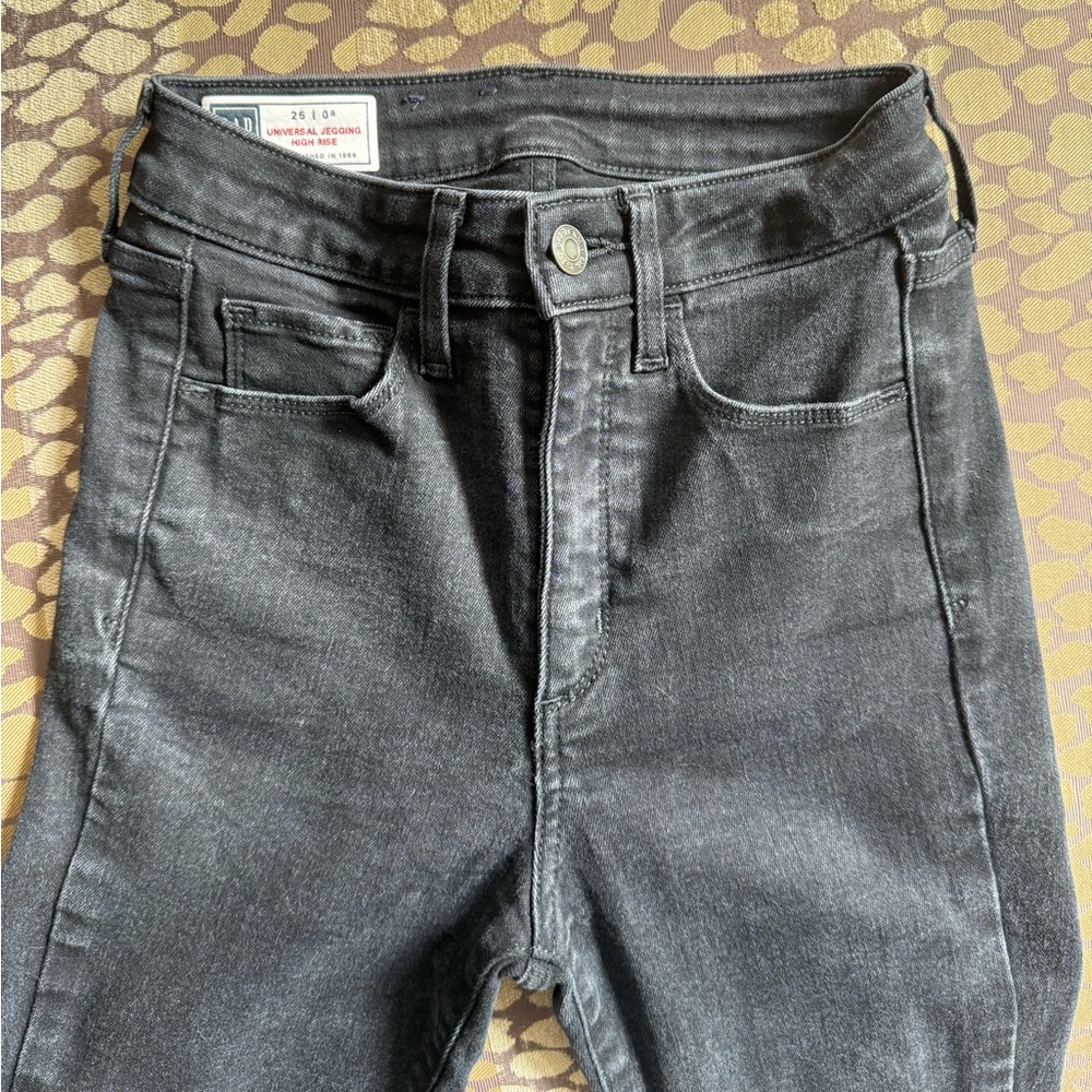 GAP UNIVERSAL JEGGING HIGH RISE - Picture 2 of 5